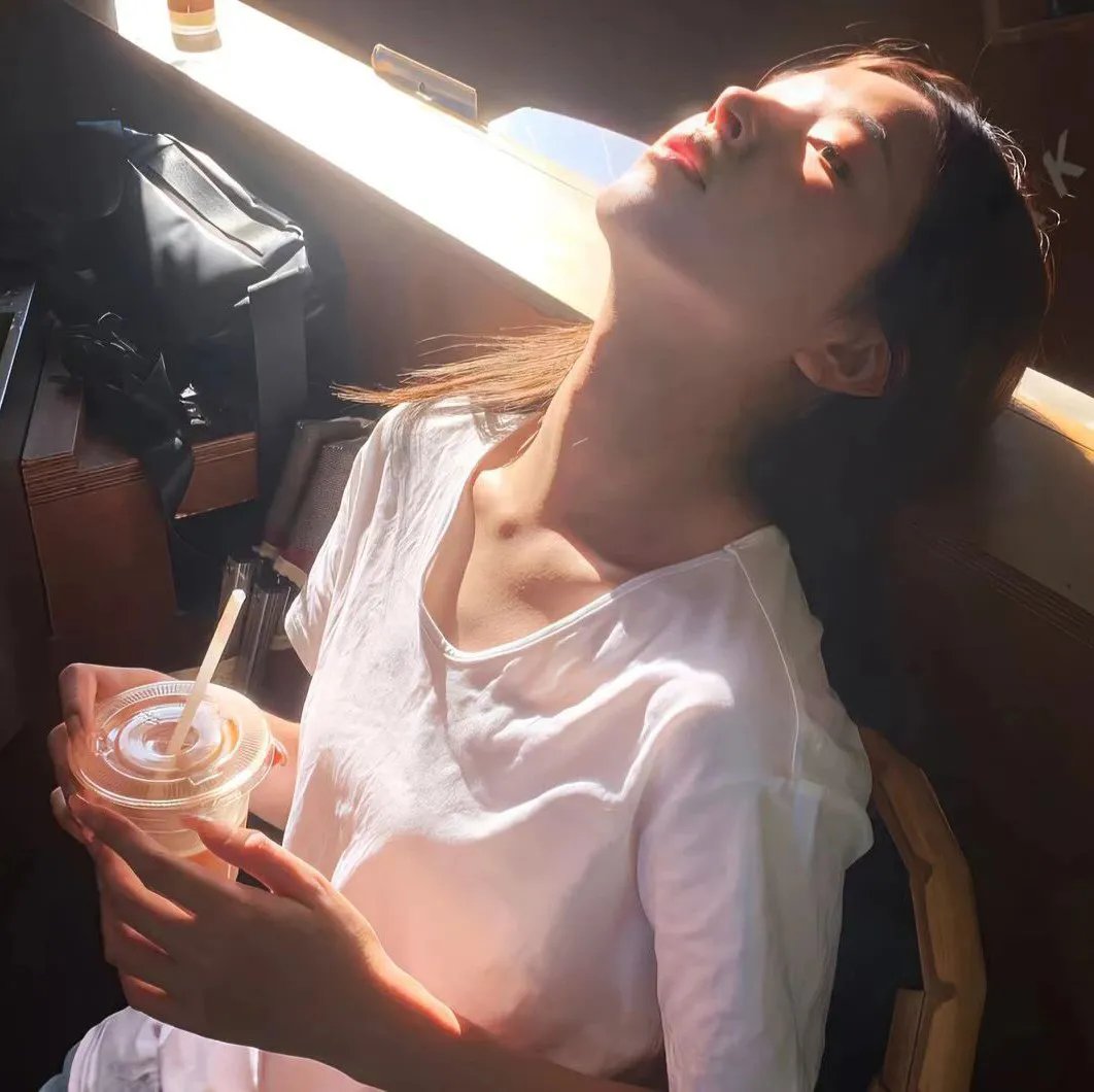 查理·布拉沃 在线观看